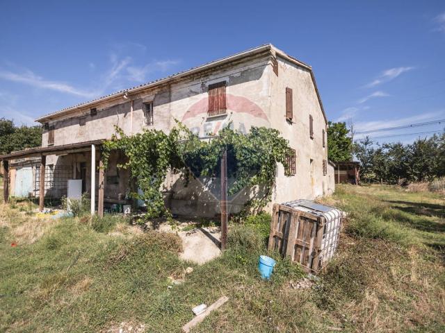 Rustico in vendita a Marche, Pesaro E Urbino