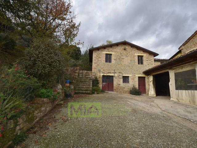Rustico in vendita a Marche, Macerata