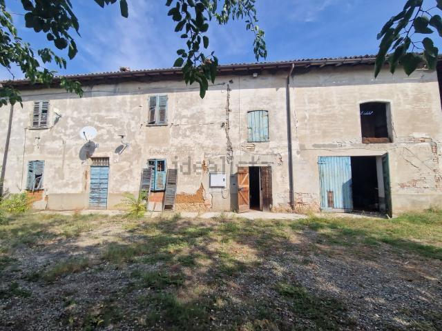 Rustico in vendita a Pozzolo Formigaro, Alessandria