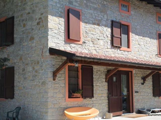 Rustico in vendita a Neviano Degli Arduini, Reggio Emilia