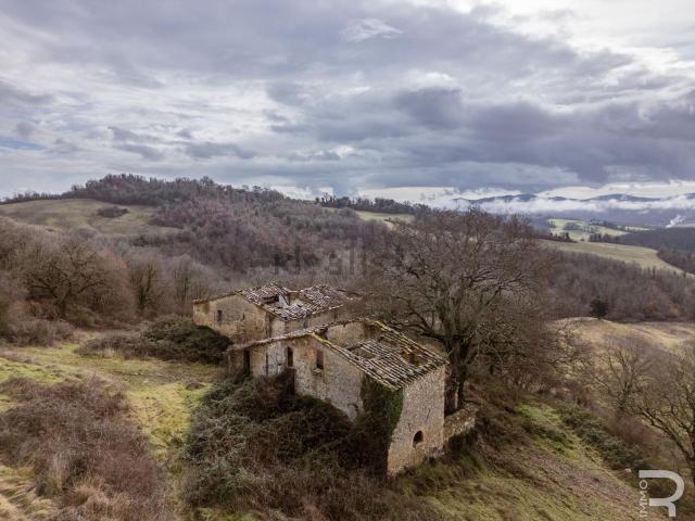 Rustico in vendita a Radicondoli, Siena