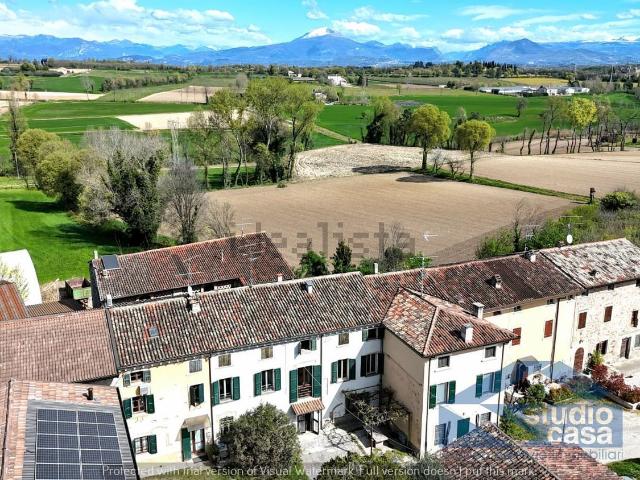 Rustico in vendita a Monzambano, Lombardia