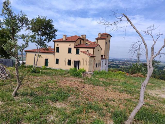 Rustico in vendita a Este, Padova
