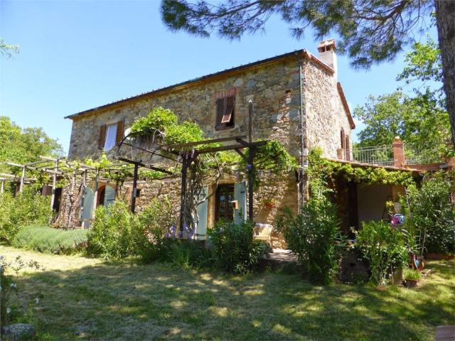 Rustico in vendita a Montieri, Toscana