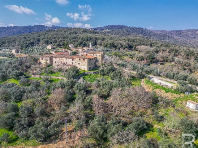 Rustico in vendita a Bucine, Toscana