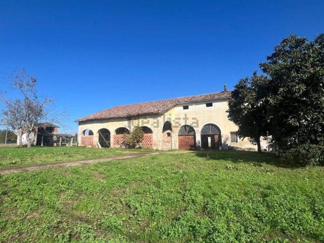 Rustico in vendita a Montà, Padova
