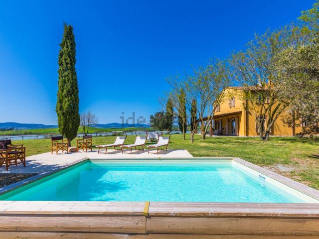 Rustico in vendita a Orciano Pisano, Toscana