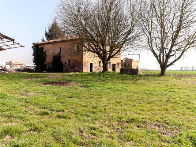 Rustico in vendita a Unione Reno Galliera, San Pietro In Casale