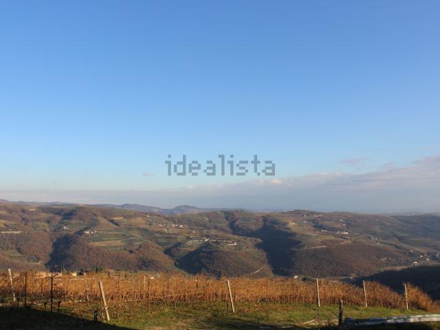 Rustico in vendita a Mezzane Di Sotto, Veneto