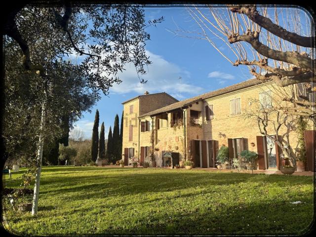 Rustico in vendita a Marche, Ancona