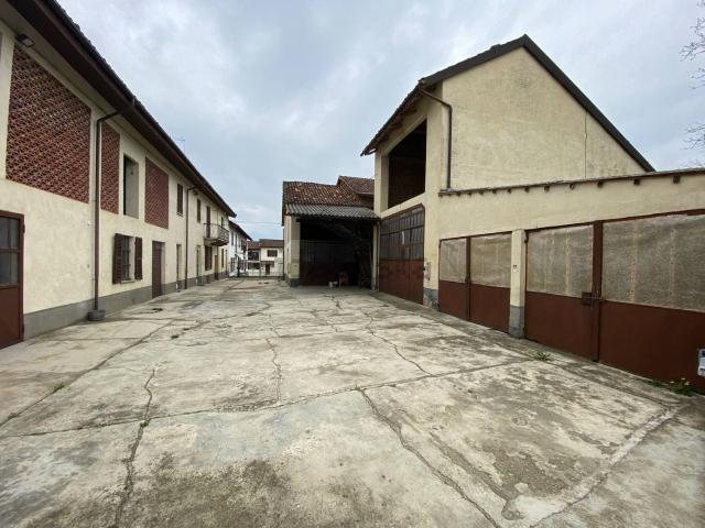 Rustico in vendita a Piemonte, Asti