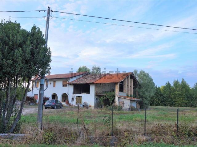 Rustico in vendita a Gruaro, Veneto