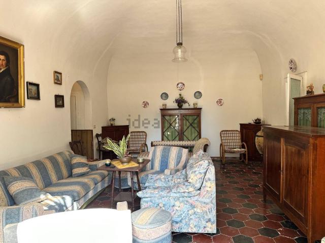 Rustico in vendita a Cecina, Toscana