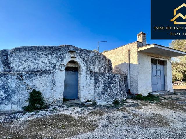 Rustico in vendita a Ostuni, Brindisi