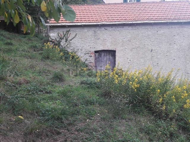 Rustico in vendita a Quiliano, Liguria