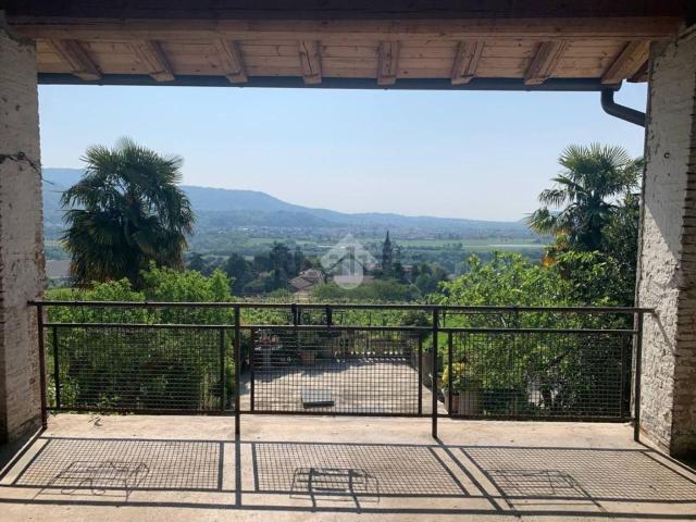 Rustico in vendita a Tagliuno, Castelli Calepio