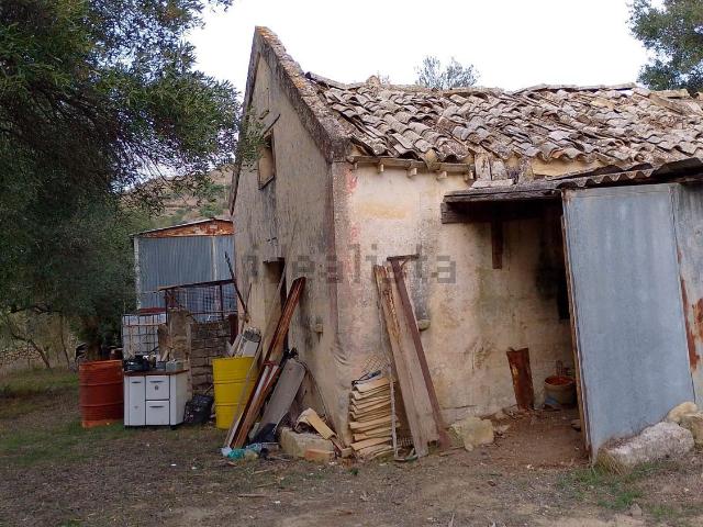 Rustico in vendita a Grotta Pignata, Matera