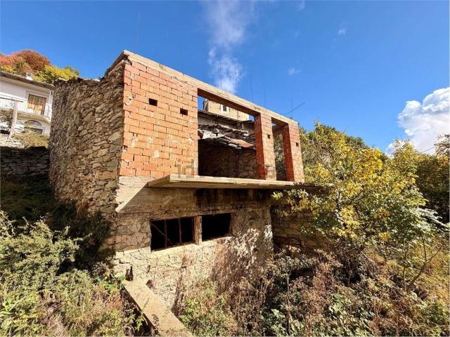 Rustico in vendita a Quarzina, Ormea