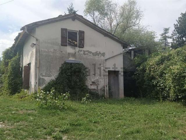 Rustico in vendita a Langhirano, Reggio Emilia