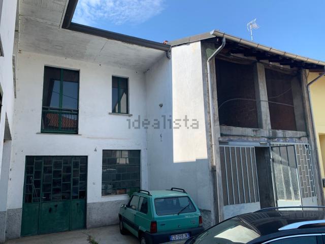 Rustico in vendita a Origgio, Lombardia