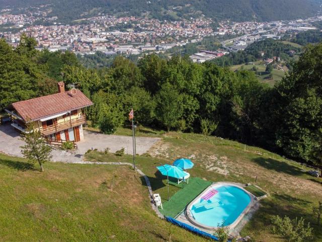 Rustico in vendita a Vall'Alta, Albino