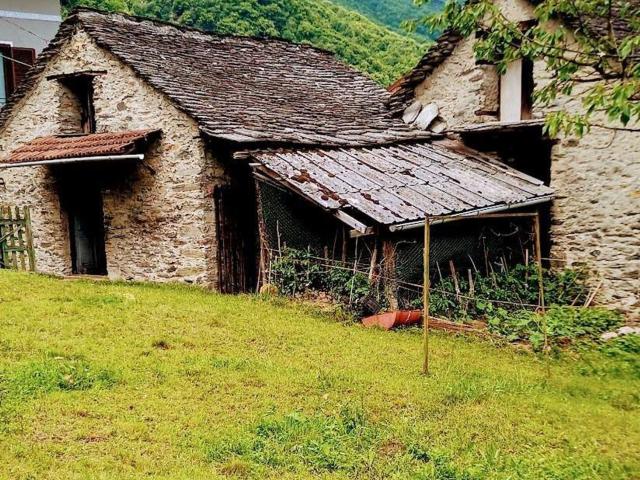 Rustico in vendita a Fomarco, Pieve Vergonte