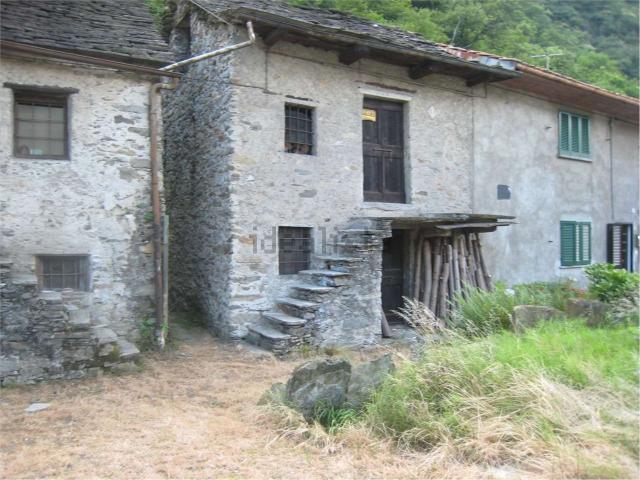 Rustico in vendita a Bannio Anzino, Piemonte