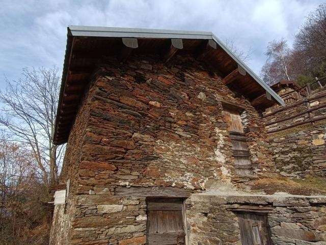 Rustico in vendita a Sarona, Curiglia con Monteviasco