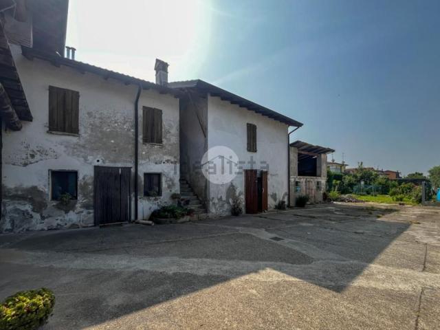 Rustico in vendita a Trenzano, Lombardia