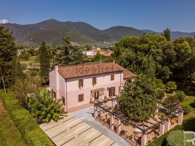 Rustico in vendita a Ghezzano, San Giuliano Terme