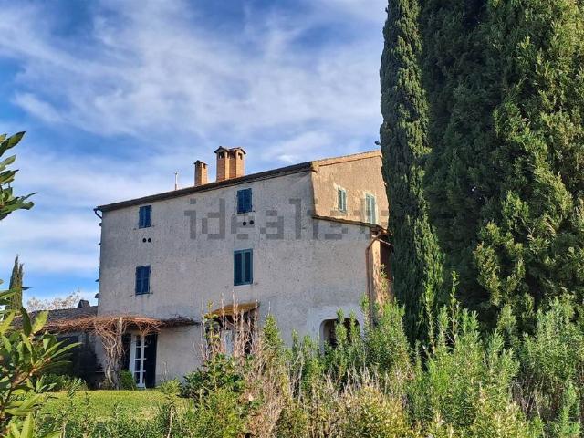 Rustico in vendita a Magliano In Toscana, Toscana