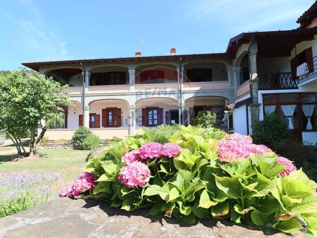 Rustico in vendita a Pontida, Lombardia