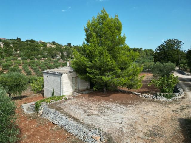 Rustico in vendita a Santa Lucia, Puglia