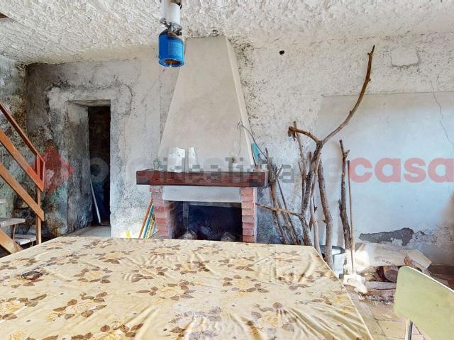Rustico in vendita a Unione dei comuni Media Valle del Serchio, San Gemignano