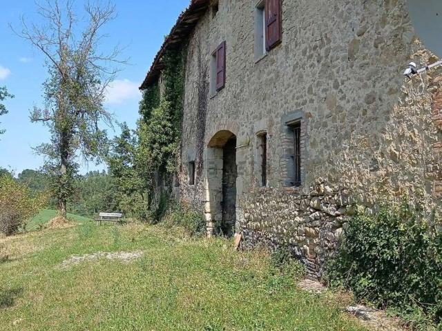 Rustico in vendita a Appennino Reggiano, Re
