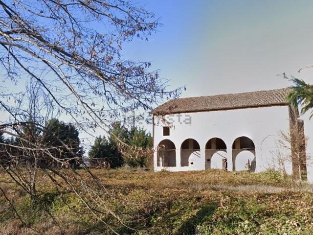 Rustico in vendita a Terra di Mezzo, Re