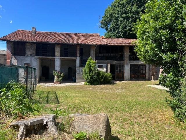 Rustico in vendita a Arsago Seprio, Lombardia