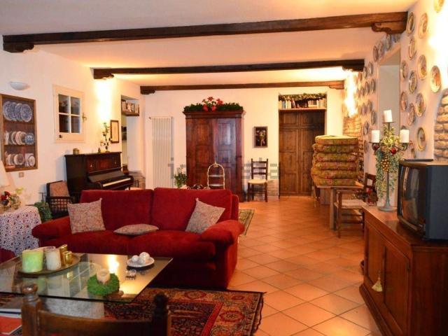 Rustico in vendita a Ravenna, Reggio Emilia