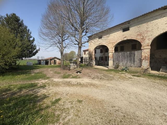 Rustico in vendita a Mestrino, Veneto