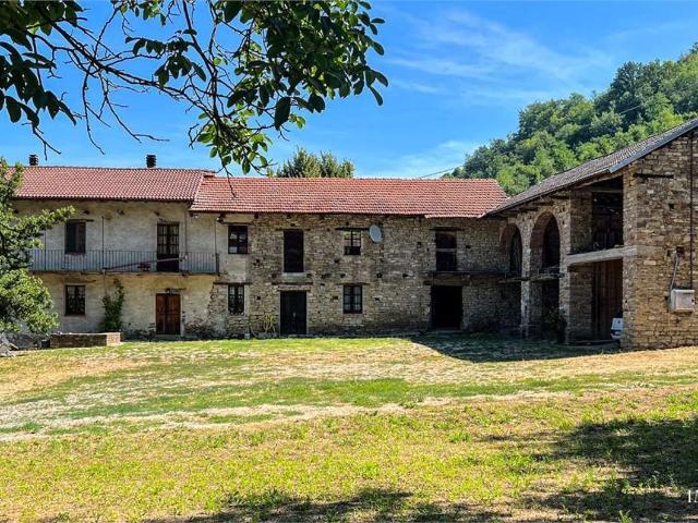Rustico in vendita a Piemonte, Asti