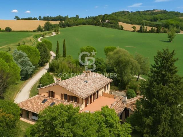 Rustico in vendita a Marche, Pesaro E Urbino