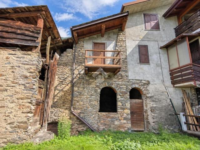 Rustico in vendita a Teglio, Lombardia