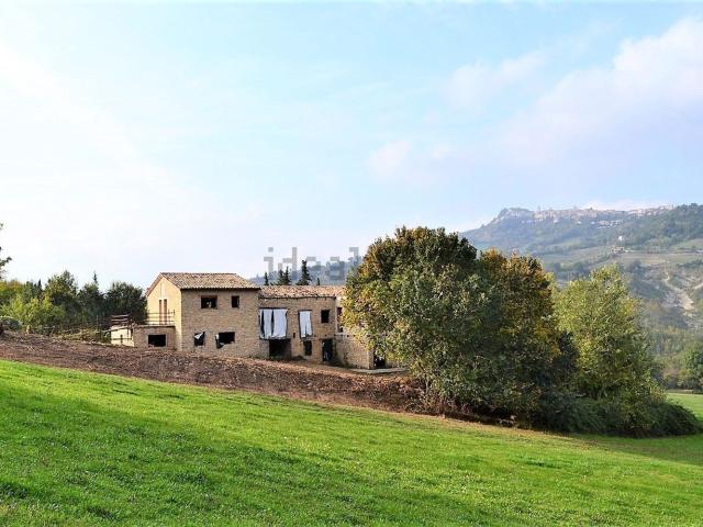 Rustico in vendita a Marche, Macerata