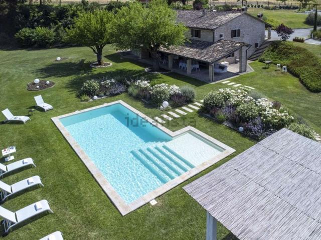Rustico in vendita a Marche, Pesaro E Urbino