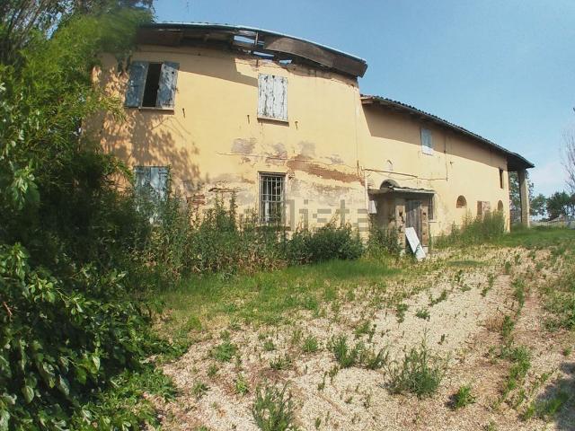 Rustico in vendita a Nuovo Circondario Imolese, Medicina