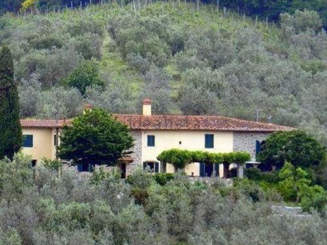 Rustico in vendita a Lamporecchio, Toscana