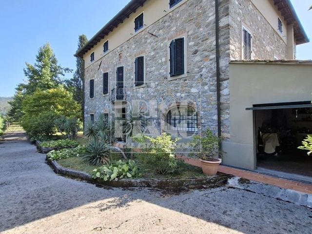 Rustico in vendita a Cappella, Bagni Di Lucca Ponte