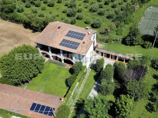 Rustico in vendita a Bedizzole, Lombardia