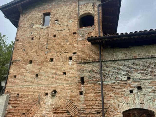 Rustico in vendita a Piemonte, Asti