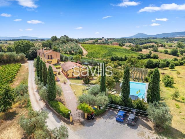 Rustico in vendita a Acquaviva, Abbadia Di Montepulciano